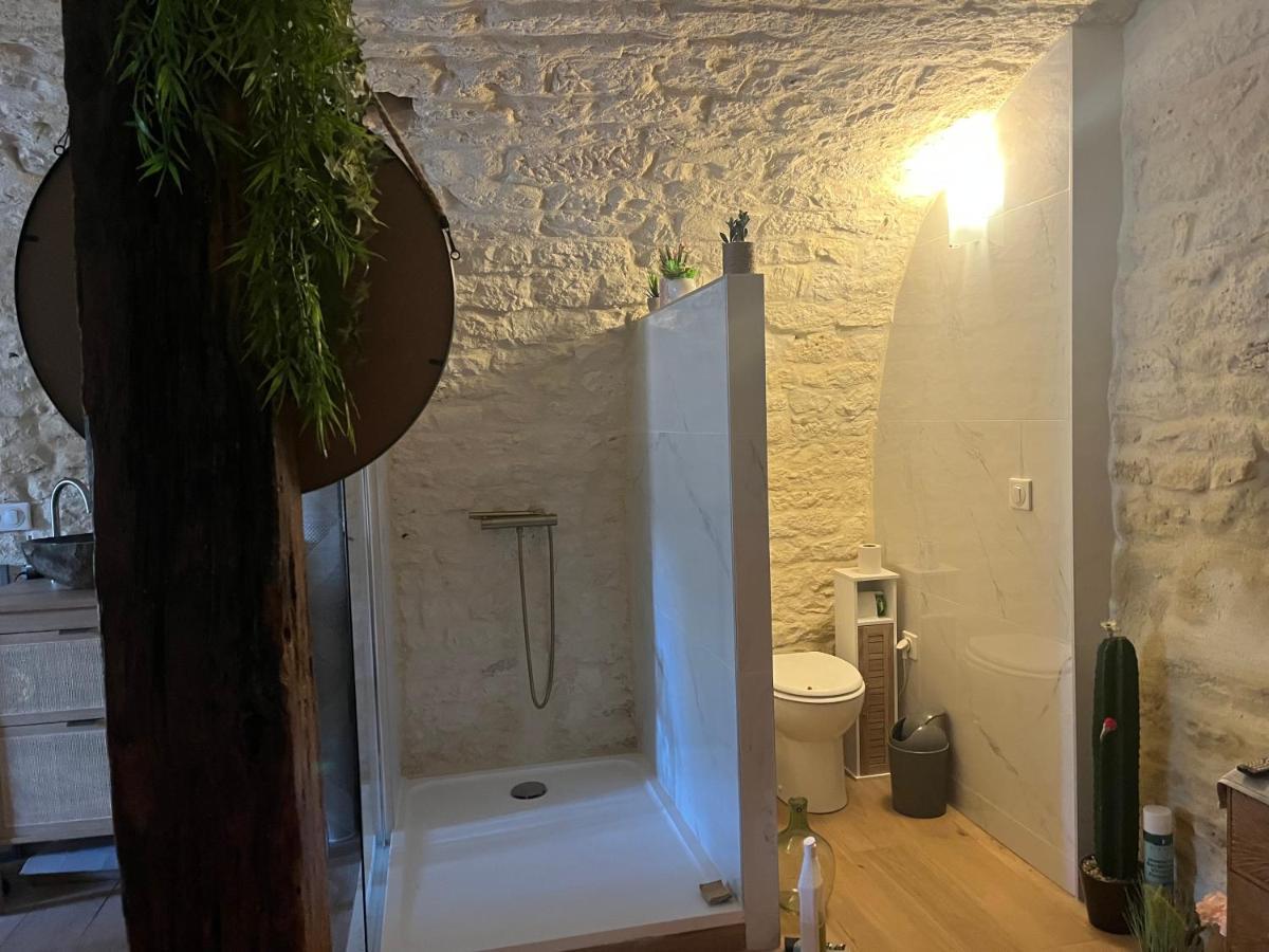 Voute Des Anges Type Loft Sans Cloison Apartamento Castelnau-de-Montratier Exterior foto